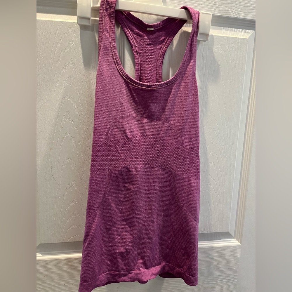Lululemon swiftly tech